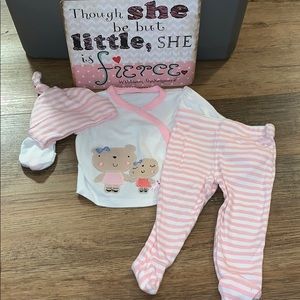 Baby Girl button up sweeter with footie pants/hat